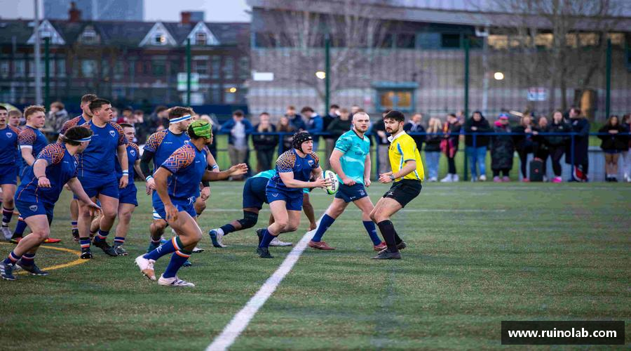风雨同舟，共创辉煌！